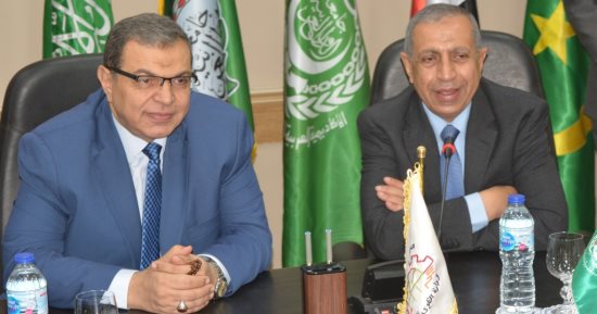 وزير القوى العاملة يلتقى اتحاد طلاب الأكاديمية العربية للنقل البحرى