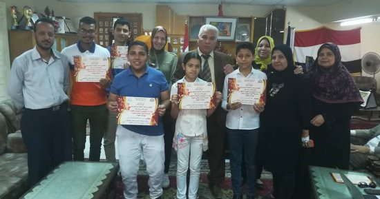 تعليم البحيرة تكرم الطلاب المتفوقين علميا بدمنهور وكفر الدوار