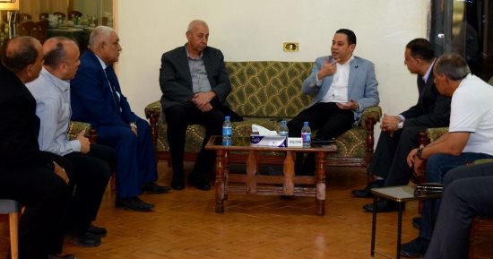 وزير قطاع الأعمال العام فى جولة تفقدية لمشروع "كيما 2" بأسوان