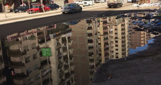 صور.. قارئ يشكو من انتشار مياه الصرف الصحى بشارع اللبينى بالجيزة
