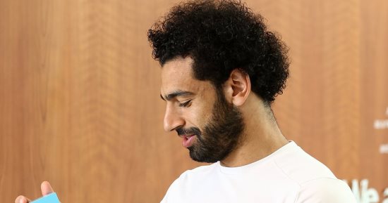 محمد صلاح ثالث لاعب فى تاريخ ليفربول يفوز بجائزة الأفضل بالدورى الإنجليزى
