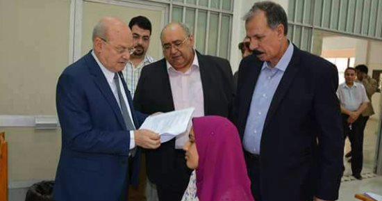 رئيس جامعة الزقازيق يتفقد لجان الامتحانات بكلية الحقوق
