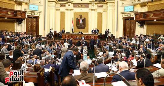 وزير الإسكان للبرلمان: 100 مليار جنيه حجم الإنفاق على الإسكان الاجتماعى