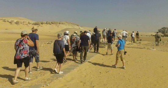 وفد سياحى ألمانى يزور المناطق الأثرية والسياحية بالمنيا