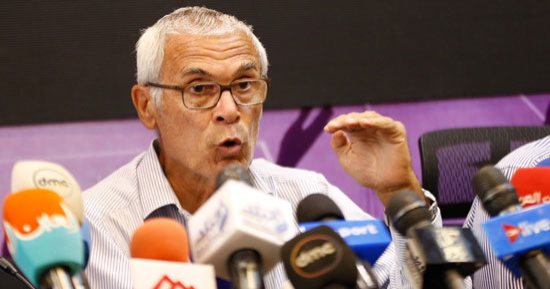 كوبر يحسم مصيره مع الفراعنة بعد كأس العالم بـ"استفتاء جماهيري"