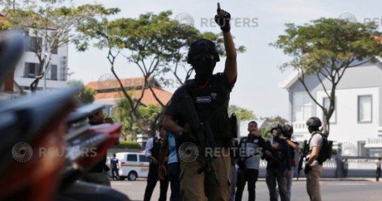 مقتل شخص فى تبادل لإطلاق النار بالمقر الرئيسى للشرطة الإندونيسية