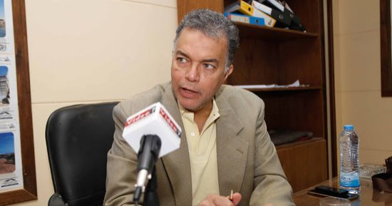 عرفات وميش يعقدان اليوم مؤتمرا صحفيا لإعلان المخطط العام للموانئ البحرية
