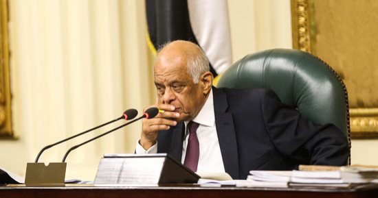 رئيس البرلمان: وجود حزب للأغلبية سيسهم فى تسهيل عمل المجلس وإنجاز القوانين