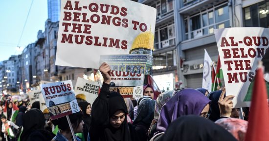 بعد جمود العلاقات 4 سنوات.. إسرائيل تحاول إقناع الصين نقل سفارتها للقدس