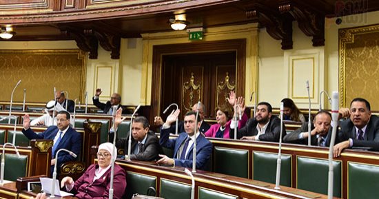 قانون الصحافة يحظر الترخيص لأى وسيلة تقوم على تمييز دينى أو تنشر الإباحية والعنف