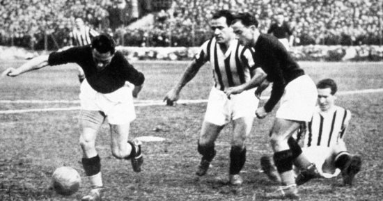 حكايات كأس العالم.. قصة "مونتو" أول لاعب يمثل منتخبين فى المونديال