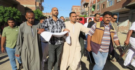صور.. إنهاء خصومة ثأرية بين عائلتين فى أبوصوير بالإسماعيلية