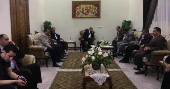 صور.. مساعد وزير الداخلية ومدير أمن المنيا يصلان كنيسة قداس شهداء سرت