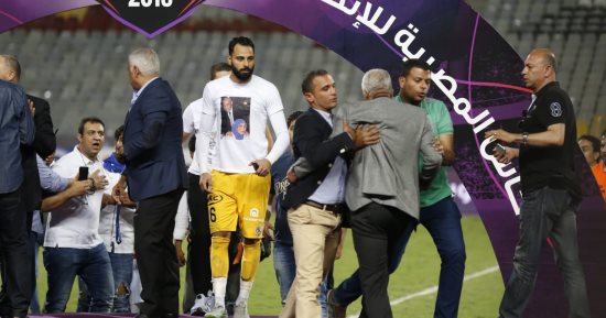 بالفيديو .. اشتباك بين مرتضى منصور وميمى عبد الرازق 