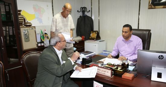 سكرتير عام محافظة المنوفية يبحث 13طلب خلال اللقاء الاسبوعى لخدمة المواطنين