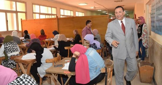 رئيس جامعة المنوفية ونوابه يتفقدون لجان إمتحانات كليتى العلوم والتجارة