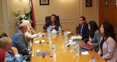 وزير قطاع الأعمال يوجه القابضة للسياحة بالتوسع فى الفنادق فئتى 3 و4 نجوم