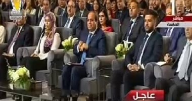 السيسي لموسى مصطفى موسى: مصر بتشكرك وتشرفت بوجودك بانتخابات الرئاسة