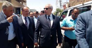 صور .. مدير أمن البحر الأحمر يتفقد الأسواق ومعرض أهلًا رمضان بالغردقة