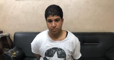 القبض على هارب من أحكام وبحوزته سلاح نارى ومواد مخدرة بمنطقة الساحل