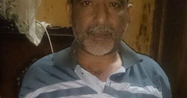 صور.. "محمد" يعانى من فتق فى البطن ويطالب بالعلاج على نفقة الدولة