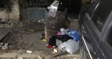 القمامة تغزو حدائق الأهرام فى الجيزة.. والأهالى يشكون عدم جمعها منذ أسبوع