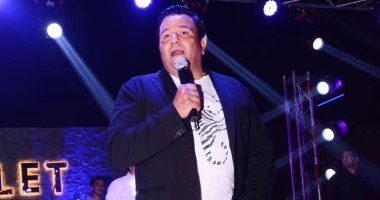 صور.. محمد فؤاد يتألق فى الخيمة الرمضانية بالشيخ زايد 