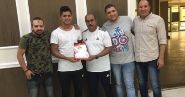 صورة .. طلائع الجيش يتعاقد مع لاعب إنبى 