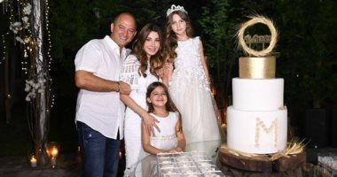 صور.. نانسى عجرم تحتفل بعيد ميلاد ابنتها "ميلا"
