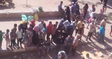قارئ يناشد بعمل سور حول شريط القطار بقرية القلج بالقليوبية لمنع الحوادث