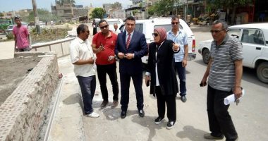 صور.. نقل مقلب القمامة خارج الكتلة السكنية بالحامول فى كفر الشيخ