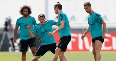 ريال مدريد بكامل نجومه استعدادا لقمة ليفربول فى نهائى دورى الأبطال.. صور