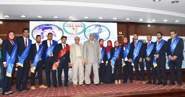 رئيس جامعة المنوفية يشهد حفل ختام الأنشطة الطلابية وتنصيب الاتحاد