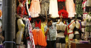 عودة الحياة إلى طبيعتها فى أنحاء دمشق بعد سيطرة الجيش السورى - صور