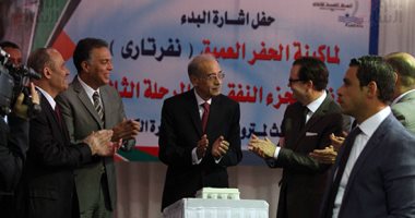 رئيس الوزراء يتفقد أعمال حفر المرحلة الثالثة للخط الثالث لمترو الأنفاق - صور