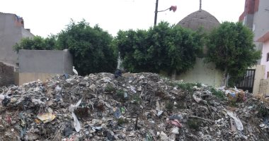 رفع 150 طن قمامة من شوارع إسنا بالأقصر 
