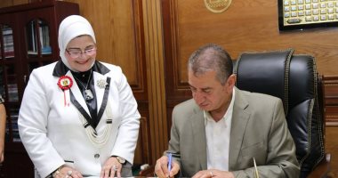 صور .. الطالبات يكتسحن المراكز الأولى فى الشهادة الإعدادية بكفر الشيخ
