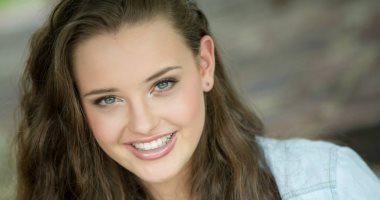 كاثرين لانجفورد تنعى هانا بيكر مع بداية الموسم الثانى من 13 Reasons Why