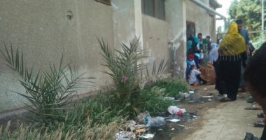 شكوى من طفح مياه الصرف فى مستشفى العدوة بالمنيا