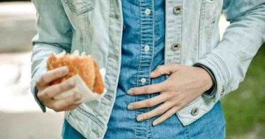 بتعانى من حرقان المعدة.. 3 حلول سريعة بين الفطار ولحد السحور