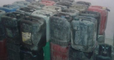 ضبط سولار ومواد تموينية مدعمة وألعاب نارية فى حملة تموينية بالغربية