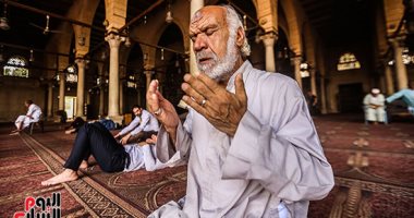 صورة اليوم.. من لى ألوذ به إلاك يا سندى