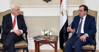 طارق الملا ووزير الاستثمار البريطانى يبحثان زيادة الاستثمارات فى البترول والغاز