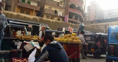 شكوى من انتشار التكاتك بمدخل شارع الأربعين بجسر السويس وتسببها فى زحام مرورى