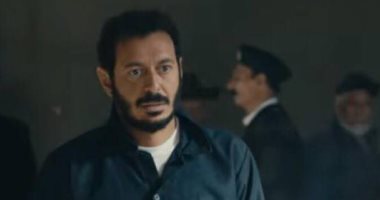 مصطفى شعبان يستطلع رأى متابعيه: " لو مكان أيوب تعملوا ايه مع سماح" 