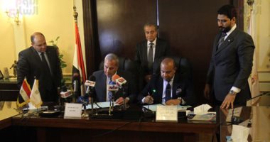 صور.. وزير التموين: إعداد خطة لإنشاء المناطق اللوجستية وعرضها على الرئيس