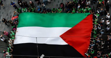 صور.. آلاف الأتراك يحيون الذكرى الثامنة لضحايا هجوم إسرائيل على "أسطول الحرية"