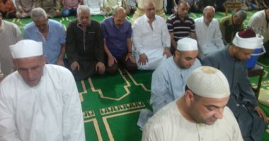 "وأنا بصلى التليفون ذكرنى بالصلاة على النبى ماذا أفعل؟".. اعرف رد لجنة الفتوى