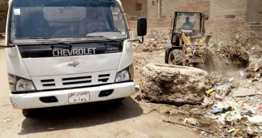صور.. حملات نظافة بشوارع وأحياء مدينة الحامول فى كفر الشيخ