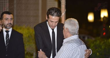نجوم الأهلى والزمالك فى عزاء ابن محمد فضل